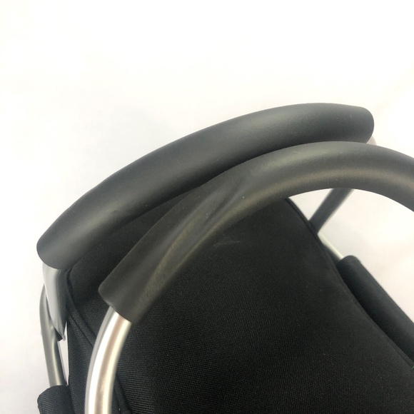 LEGO Leed's Picnic Cooler Employee Exclusive - NEW READ - Picture 5 of 7